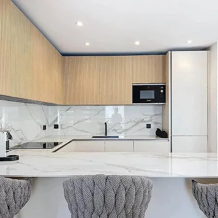 Read My Host Profile At Bottom Of Page Before Request # Luxury In # Lägenhet